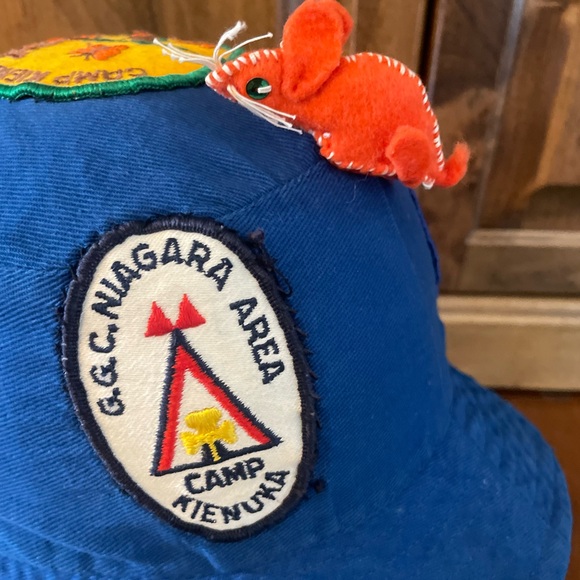 Vintage 1969 Girl Scout Art Camp Keen Lake Niagara Area Patch Hat Craft Pins - Picture 7 of 8
